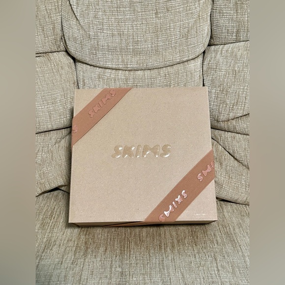 Skims 3-Pack Cotton Rib Boxers in Malachite - Picture 4 of 16